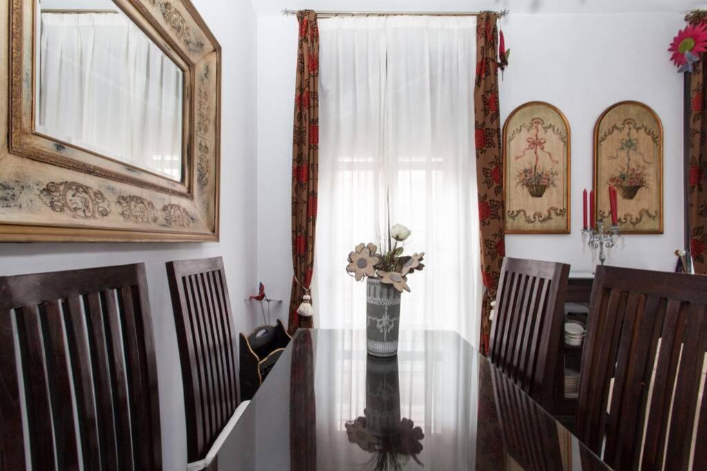 Apartamento Alfareria Севілья Екстер'єр фото